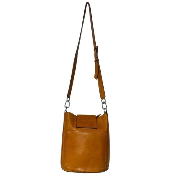 Banana Republic Italian Vachetta Bucket Bag - Picture 4 of 16